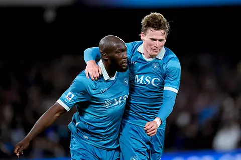 لم يستسلم بعد.. نابولي يستعيد انتصاراته في الدوري الإيطالي أمام إمبولي